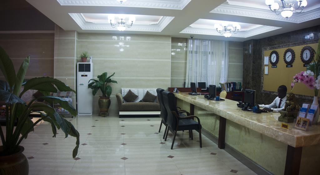 G.S Plaza Hotel Accra Buitenkant foto