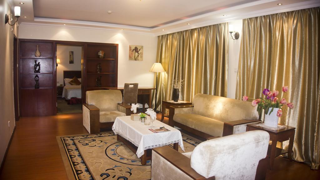 G.S Plaza Hotel Accra Buitenkant foto