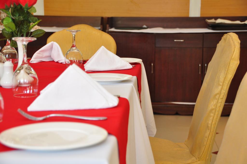 G.S Plaza Hotel Accra Buitenkant foto