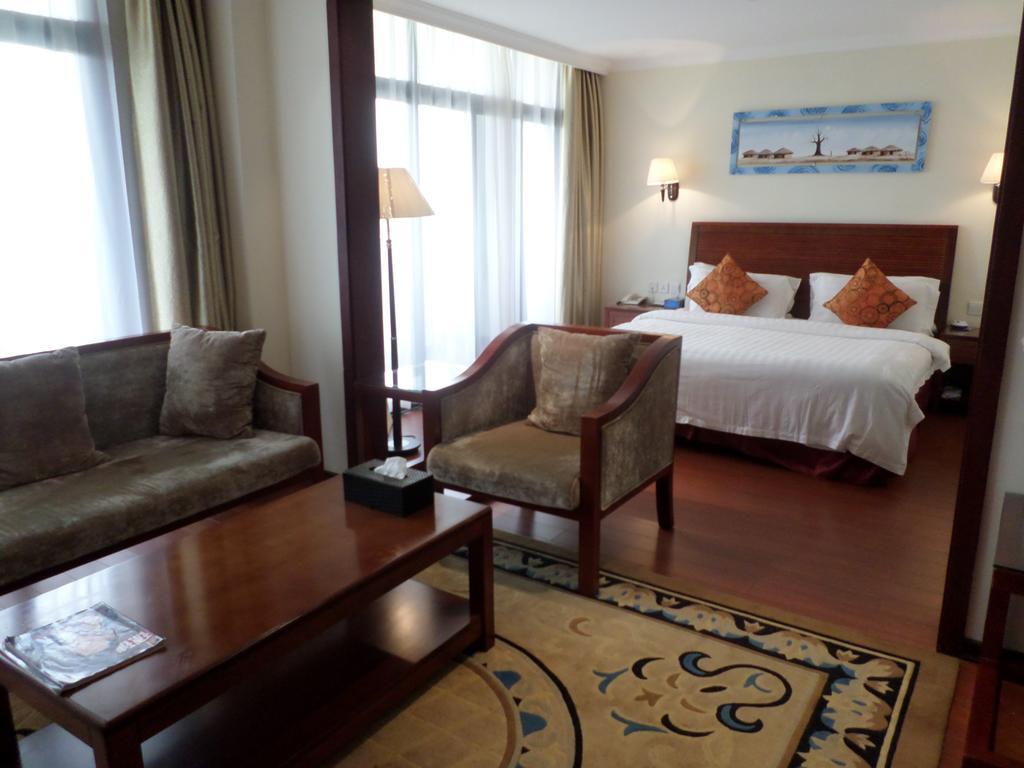 G.S Plaza Hotel Accra Buitenkant foto