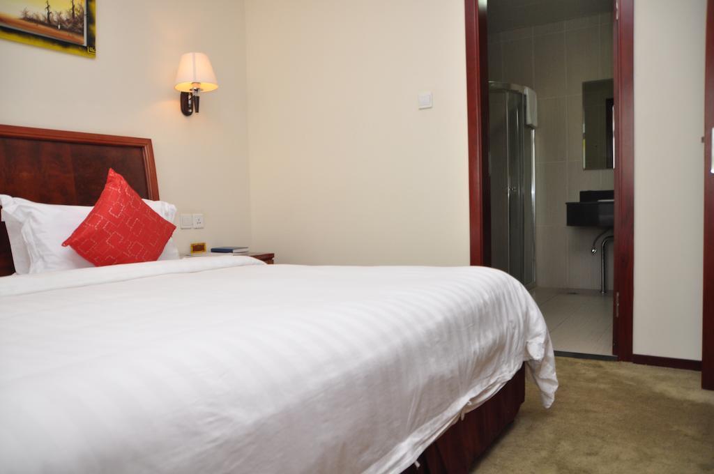 G.S Plaza Hotel Accra Buitenkant foto