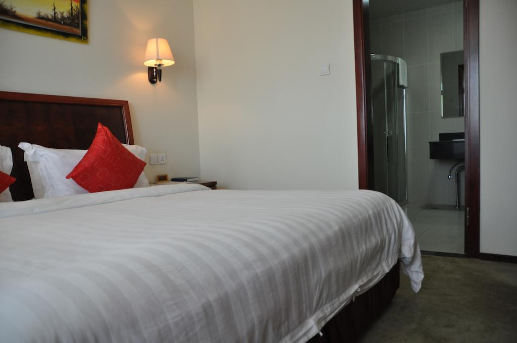 G.S Plaza Hotel Accra Buitenkant foto