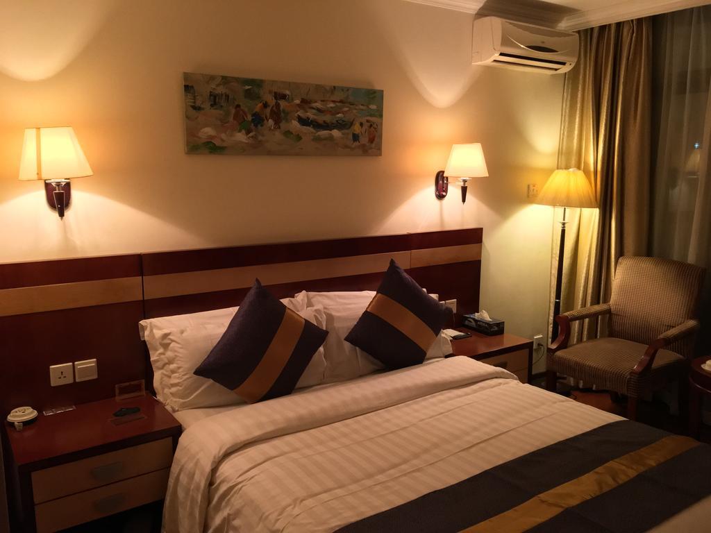 G.S Plaza Hotel Accra Buitenkant foto