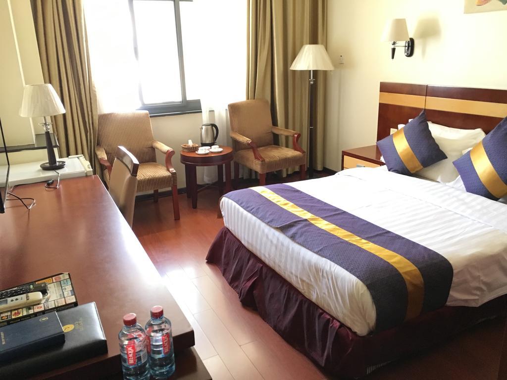 G.S Plaza Hotel Accra Buitenkant foto