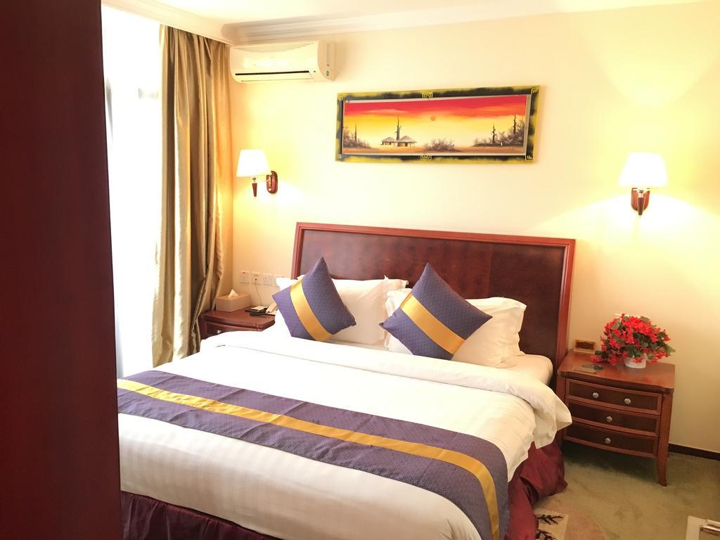 G.S Plaza Hotel Accra Buitenkant foto